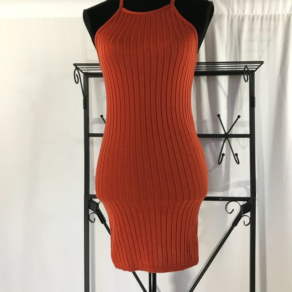 Forever 21 Halter Top Bodycon Dress - Picture 7 of 8
